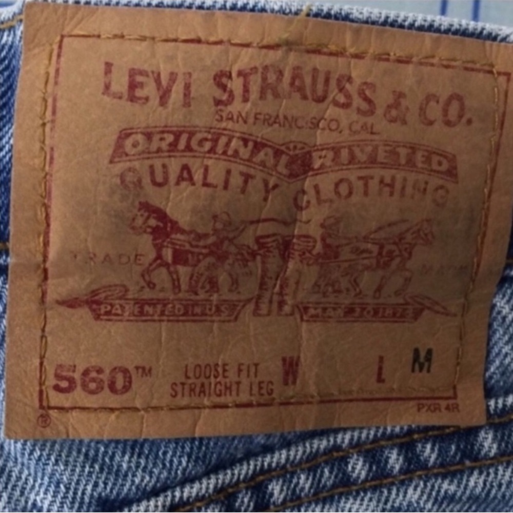 VINTAGE LEVI’S Jeans Straight Leg Loose Fit Chambray Blue Denim 560 15 Med EUC - Picture 6 of 11